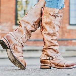 Freebird by Steven Roadie distressed cognac boot size 9